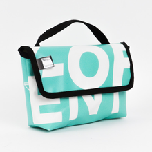 Carica l'immagine nel visualizzatore di Gallery, la Mini Bag