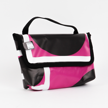 Carica l'immagine nel visualizzatore di Gallery, la Mini Bag