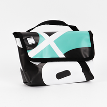 Carica l'immagine nel visualizzatore di Gallery, la Mini Bag