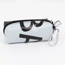 Carica l'immagine nel visualizzatore di Gallery, Il Portachiavi